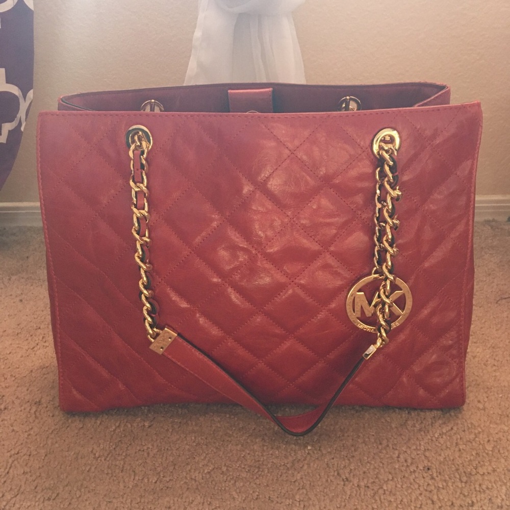 Michael kors tote